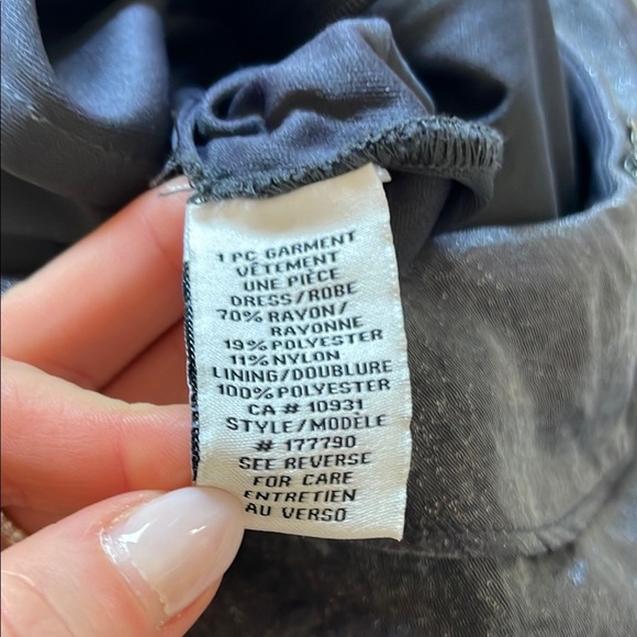 Laura Petites Dress - Picture 11 of 12